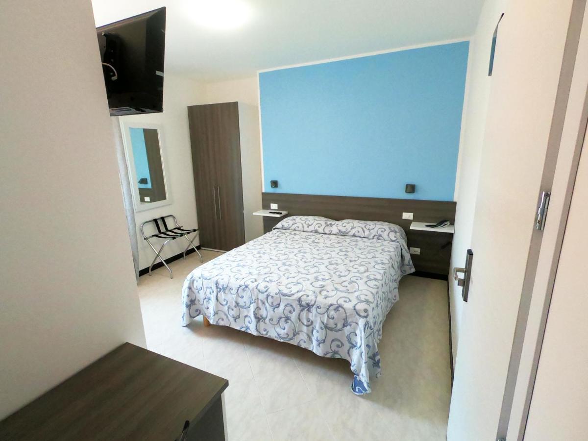 Hotel Aurora 3*